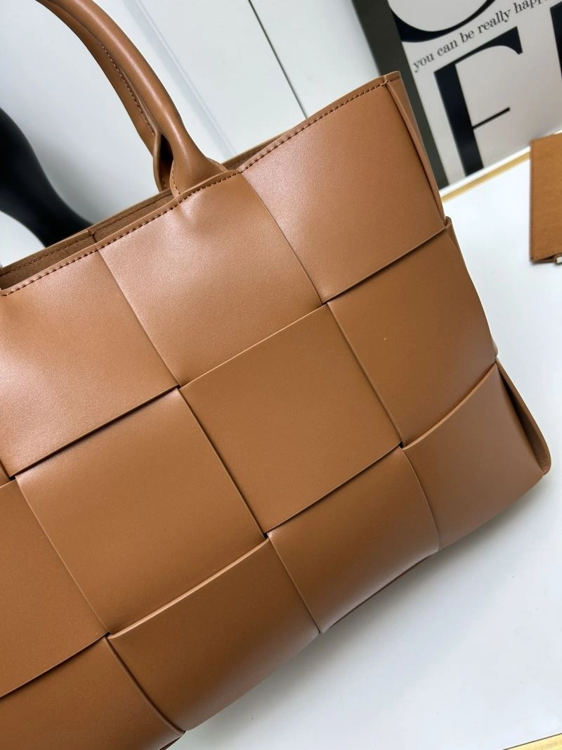 Elegant Bottega Veneta Shopping Bags 84672
