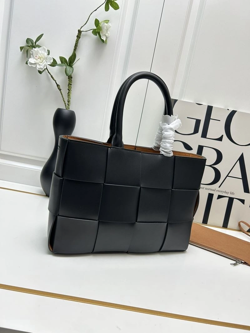 Bottega Veneta Shopping Bags DailyWear 84671