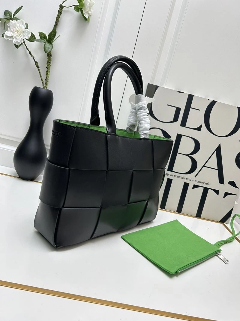 Bottega Veneta Shopping Bags Trendy 84660
