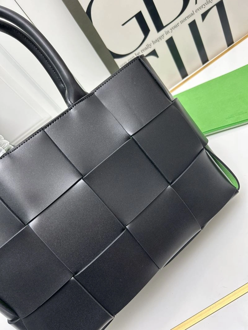 Bottega Veneta Shopping Bags Trendy 84660