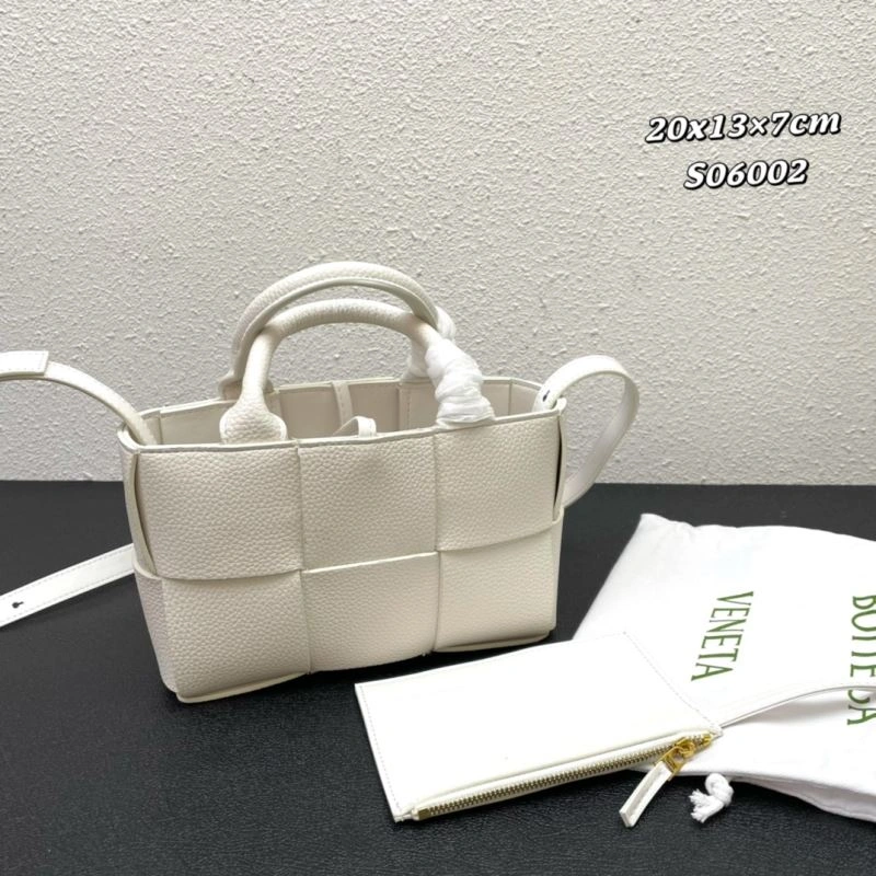 Bottega Veneta Shopping Bags OdorResistant 84656