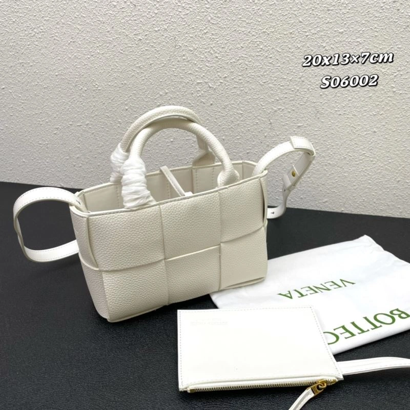 Bottega Veneta Shopping Bags OdorResistant 84656