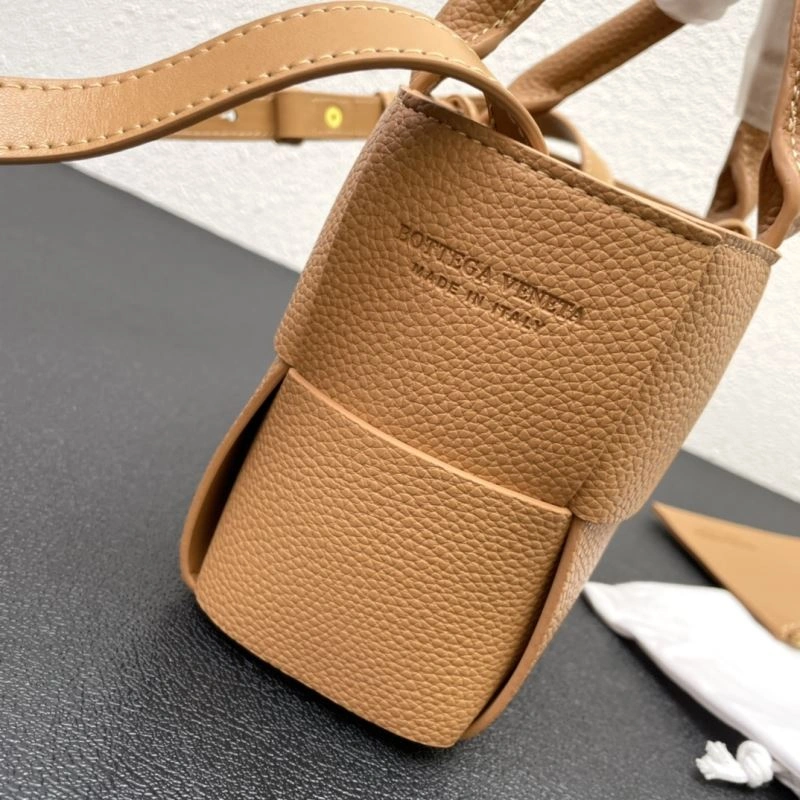 AllSeason Bottega Veneta Shopping Bags 84684