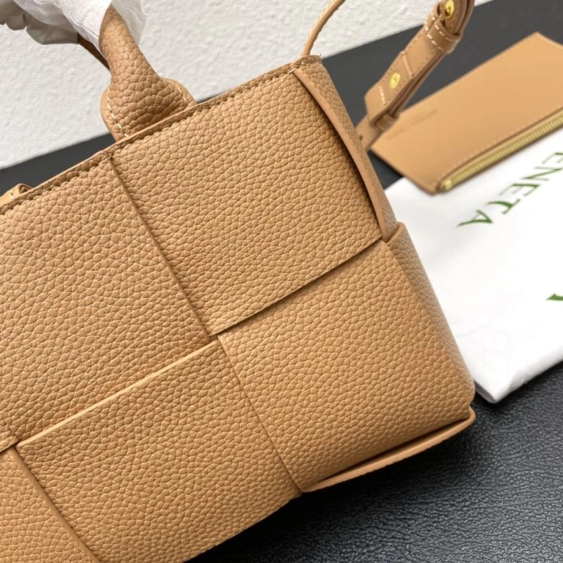 AllSeason Bottega Veneta Shopping Bags 84684