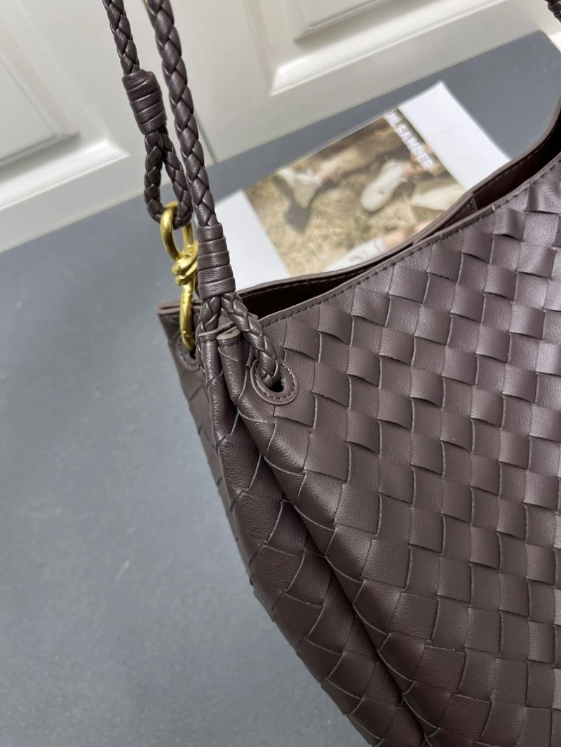 ZipUp Bottega Veneta Shopping Bags 84650