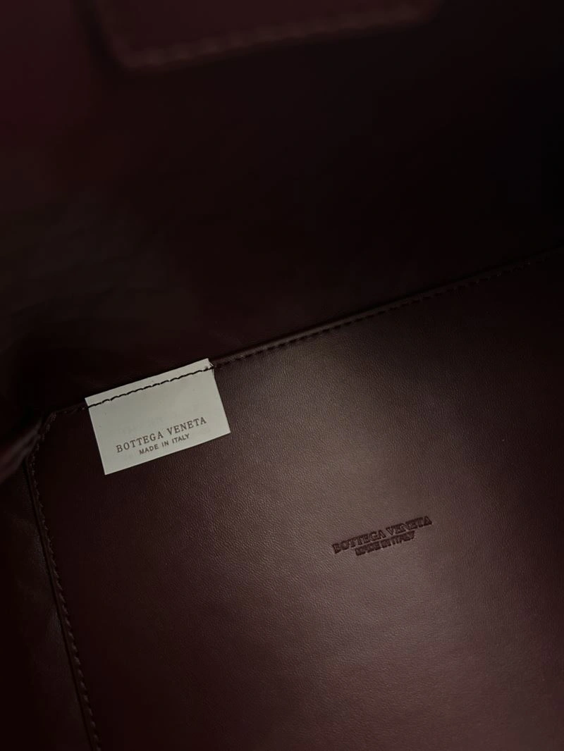 WellDesigned Bottega Veneta Shopping Bags 84648