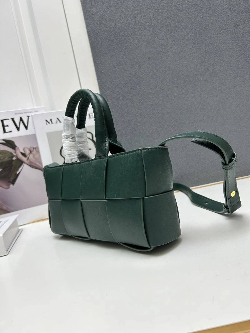 EyeCatching Bottega Veneta Shopping Bags 84643