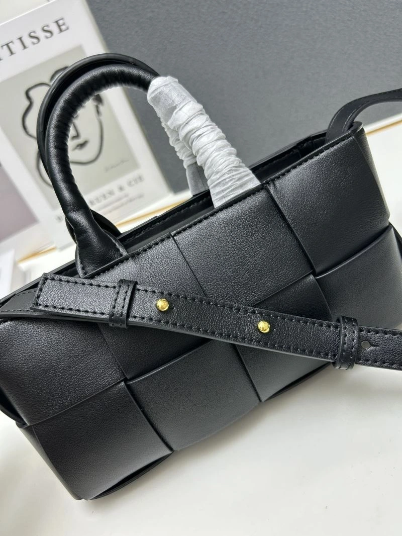 Bottega Veneta Shopping Bags Sporty 84644