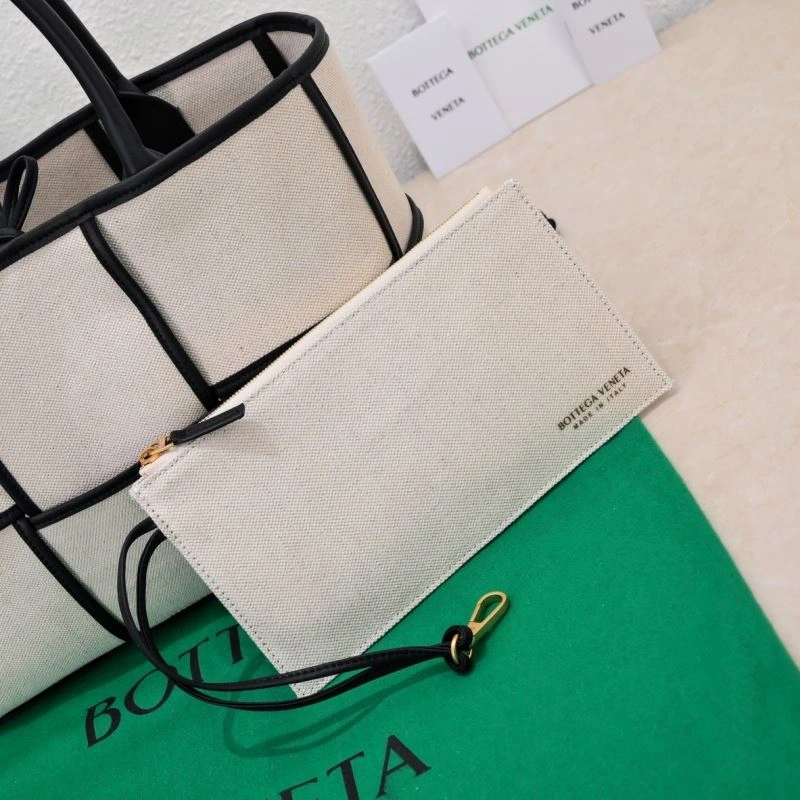 Bottega Veneta Shopping Bags Popular 68068
