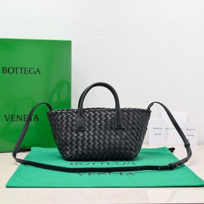 SmoothTexture Bottega Veneta Shopping Bags 68017