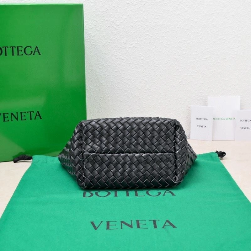 SmoothTexture Bottega Veneta Shopping Bags 68017