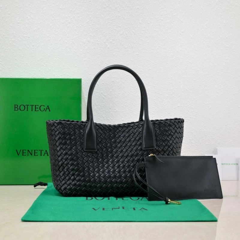 Bottega Veneta Shopping Bags Versatile 68043