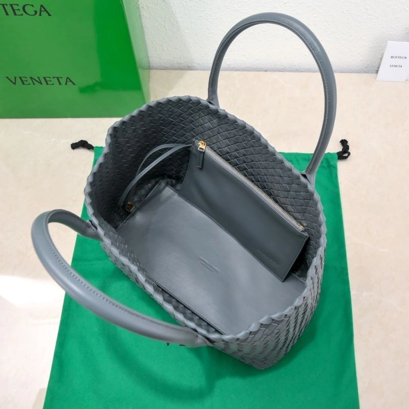Bottega Veneta Shopping Bags EasyMatch 68001