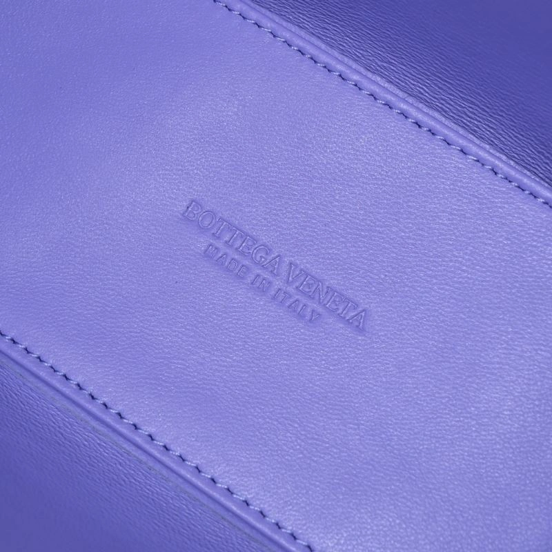 Bottega Veneta Shopping Bags EyeCatching 68006