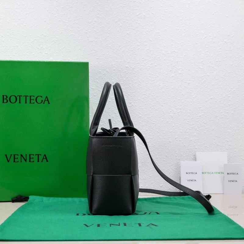Bottega Veneta Shopping Bags Stylish 68009