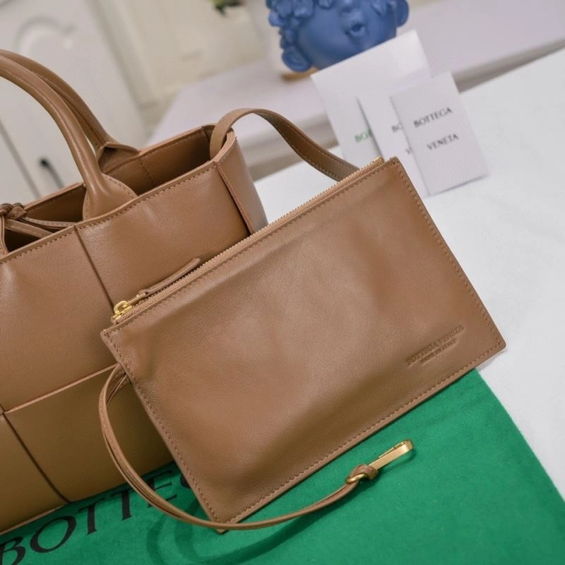 SoftTouch Bottega Veneta Shopping Bags 67979