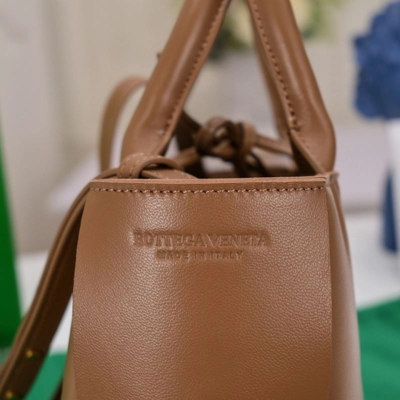 SoftTouch Bottega Veneta Shopping Bags 67979
