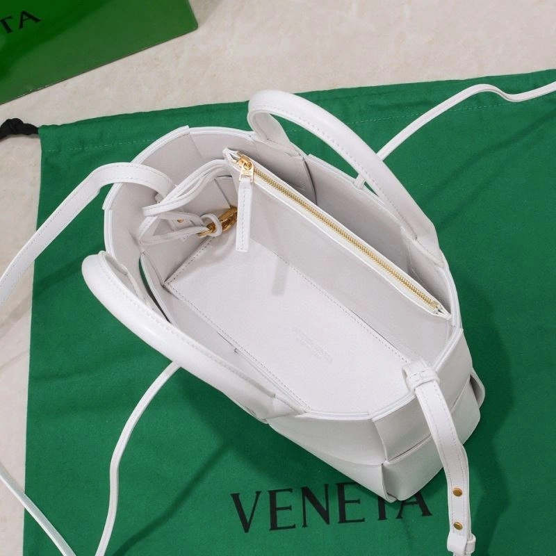 Bottega Veneta Shopping Bags Functional 67936