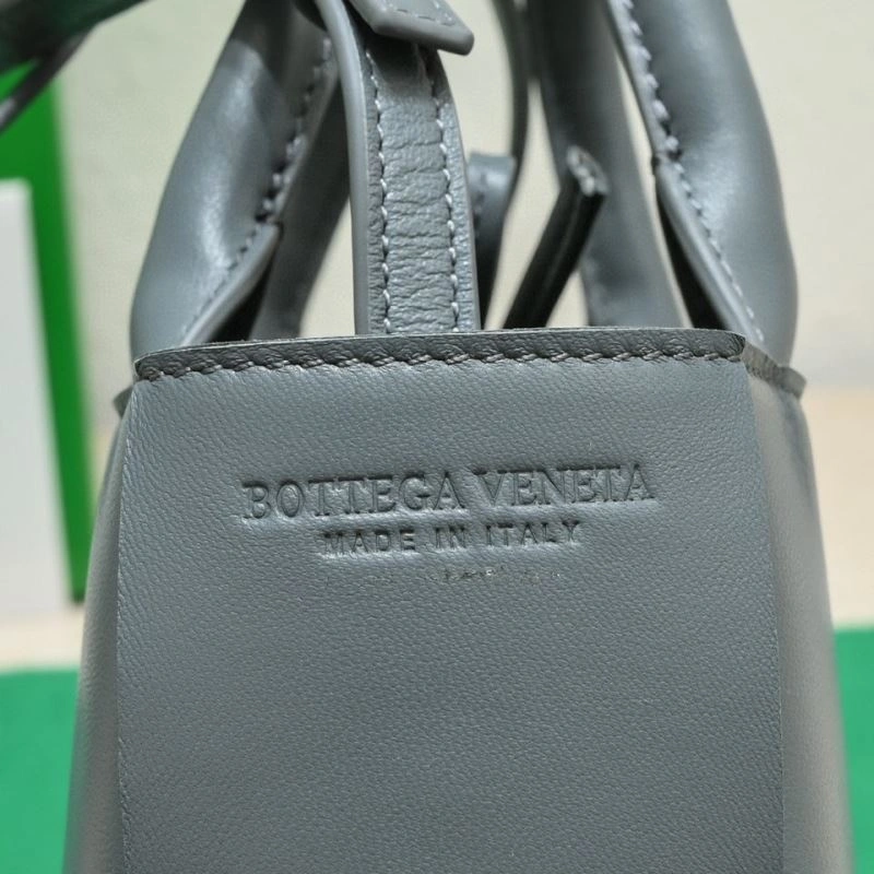 Classic Bottega Veneta Shopping Bags 67939