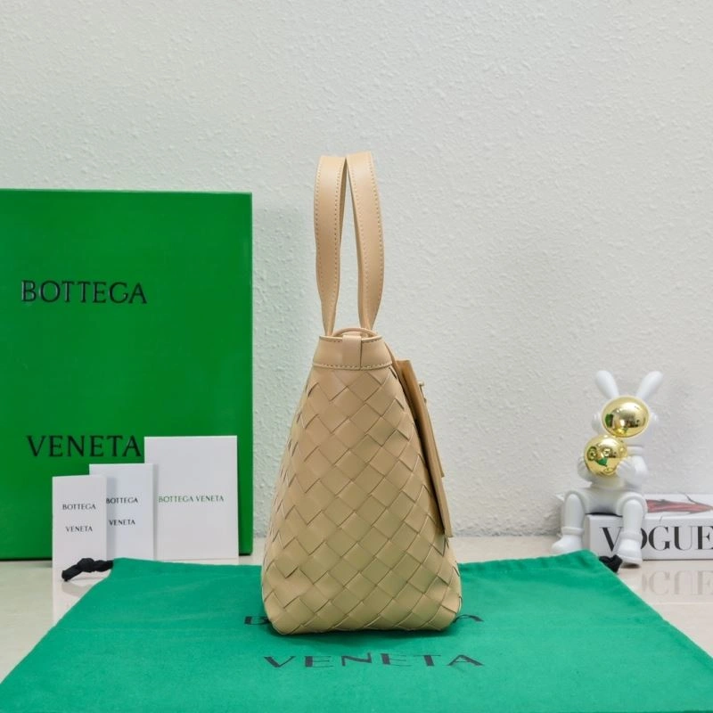 Comfortable Bottega Veneta Shopping Bags 67919