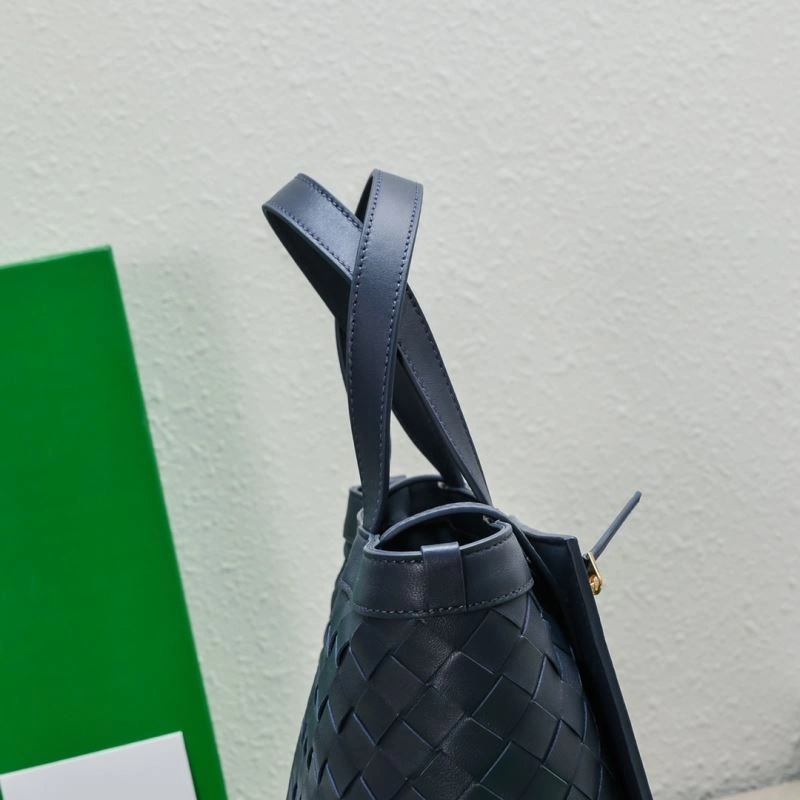 Thermal Bottega Veneta Shopping Bags 67925