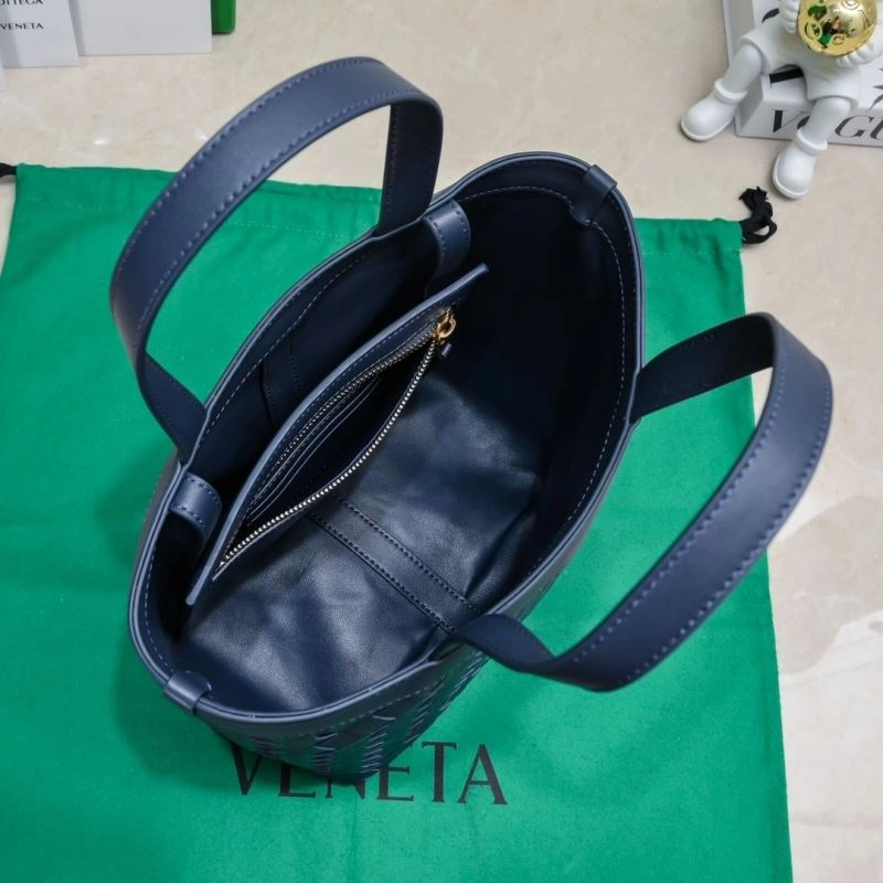 Thermal Bottega Veneta Shopping Bags 67925