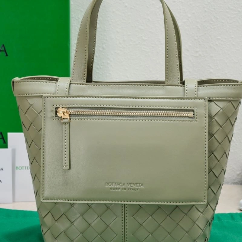 Tailored Bottega Veneta Shopping Bags 67917