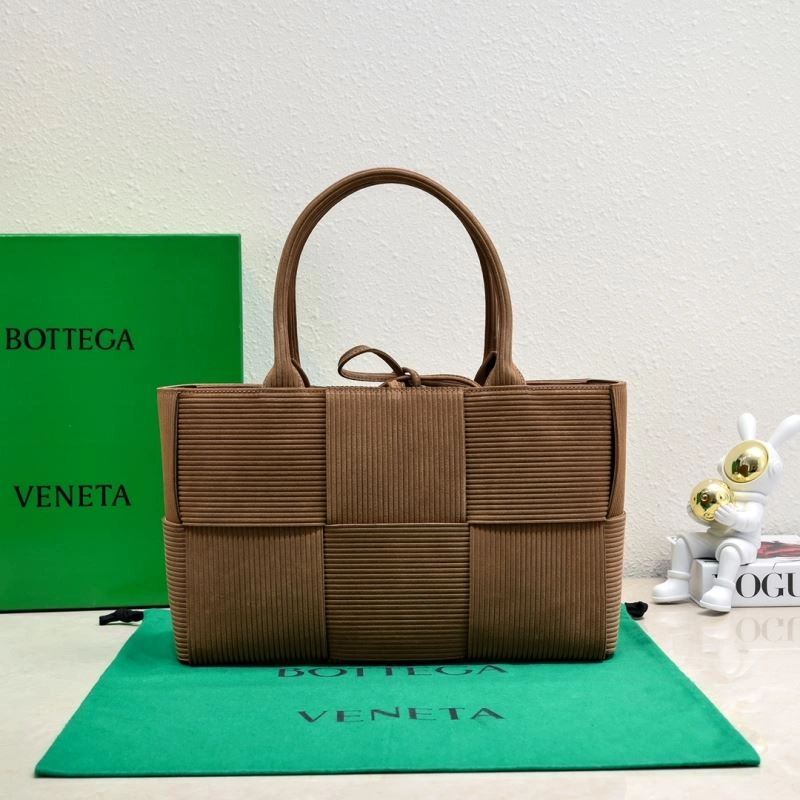 Premium Bottega Veneta Shopping Bags 67801