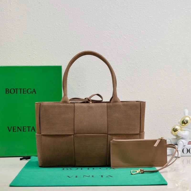 Premium Bottega Veneta Shopping Bags 67801