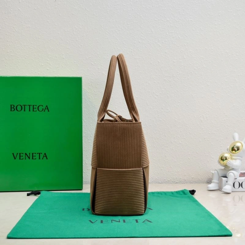 Premium Bottega Veneta Shopping Bags 67801