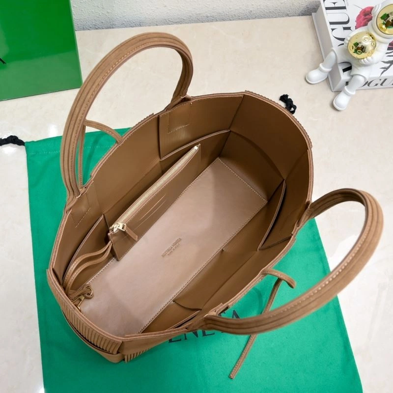 Premium Bottega Veneta Shopping Bags 67801