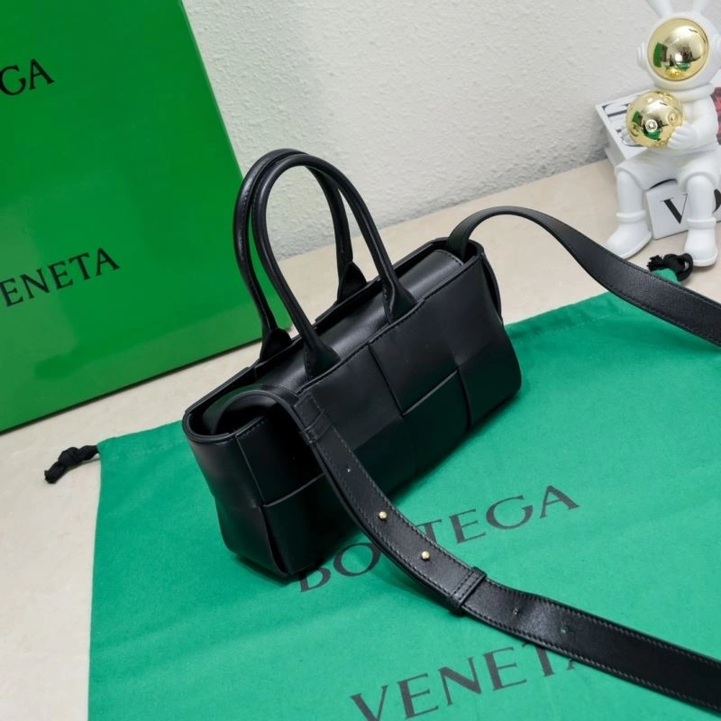 TravelReady Bottega Veneta Shopping Bags 67796