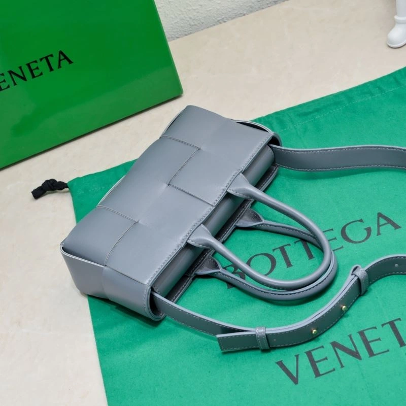 TravelReady Bottega Veneta Shopping Bags 67881