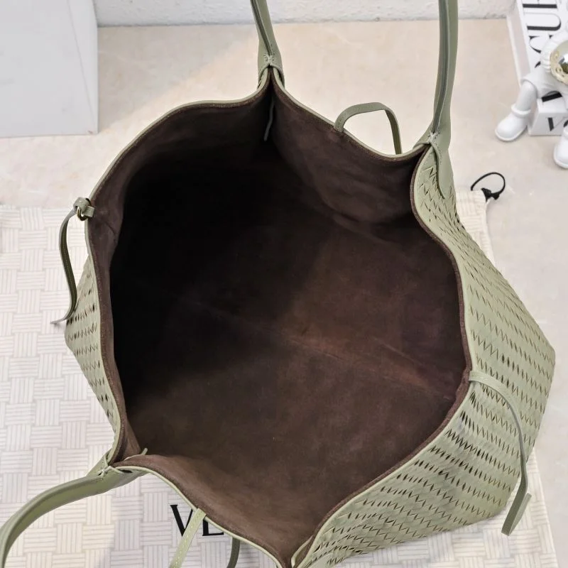 SunProtective Bottega Veneta Shopping Bags 51848