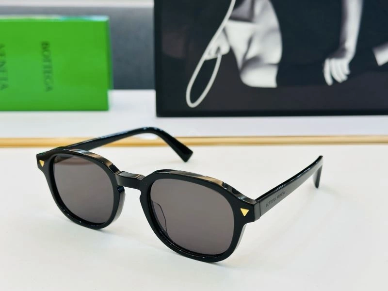 Bottega Veneta Sunglasses SunProtective 277060