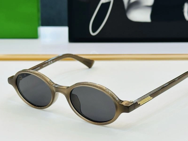 Snug Bottega Veneta Sunglasses 277062