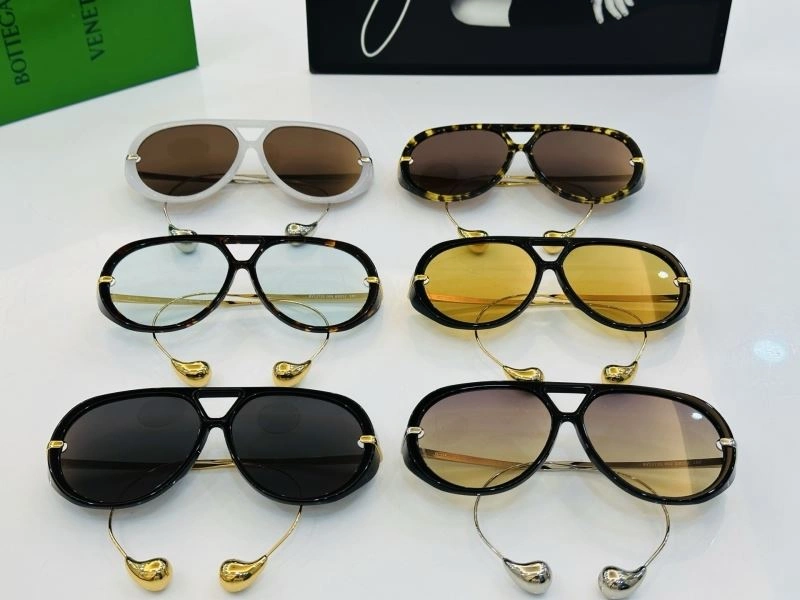 Resilient Bottega Veneta Sunglasses 277048