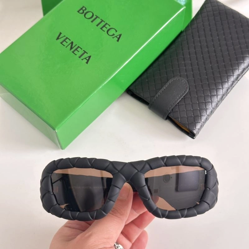 Attractive Bottega Veneta Sunglasses 277051