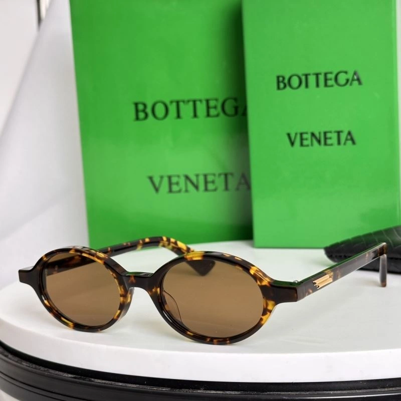 Bottega Veneta Sunglasses ZipUp 277103