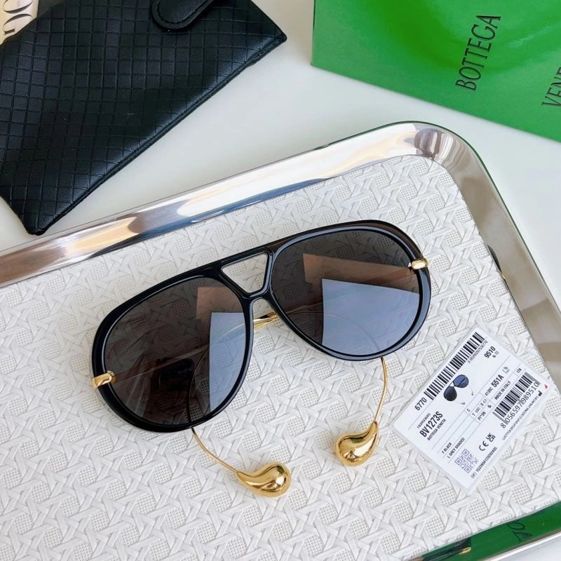 Bottega Veneta Sunglasses Compact 277087