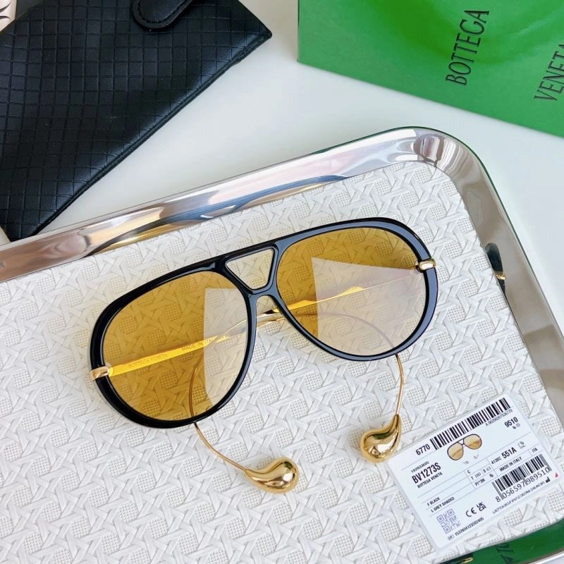 Bottega Veneta Sunglasses Compact 277087