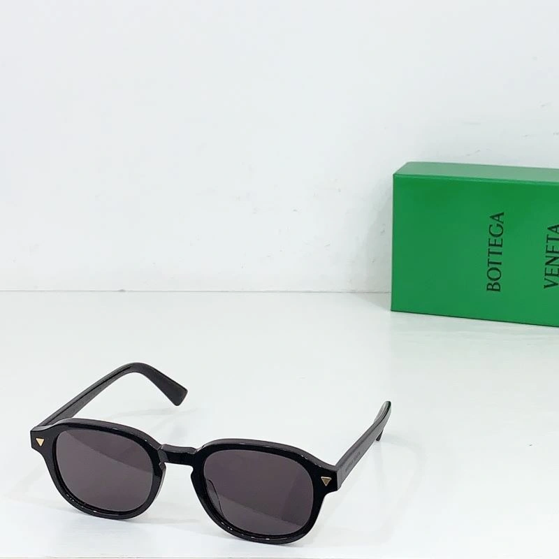 Original Bottega Veneta Sunglasses 277115