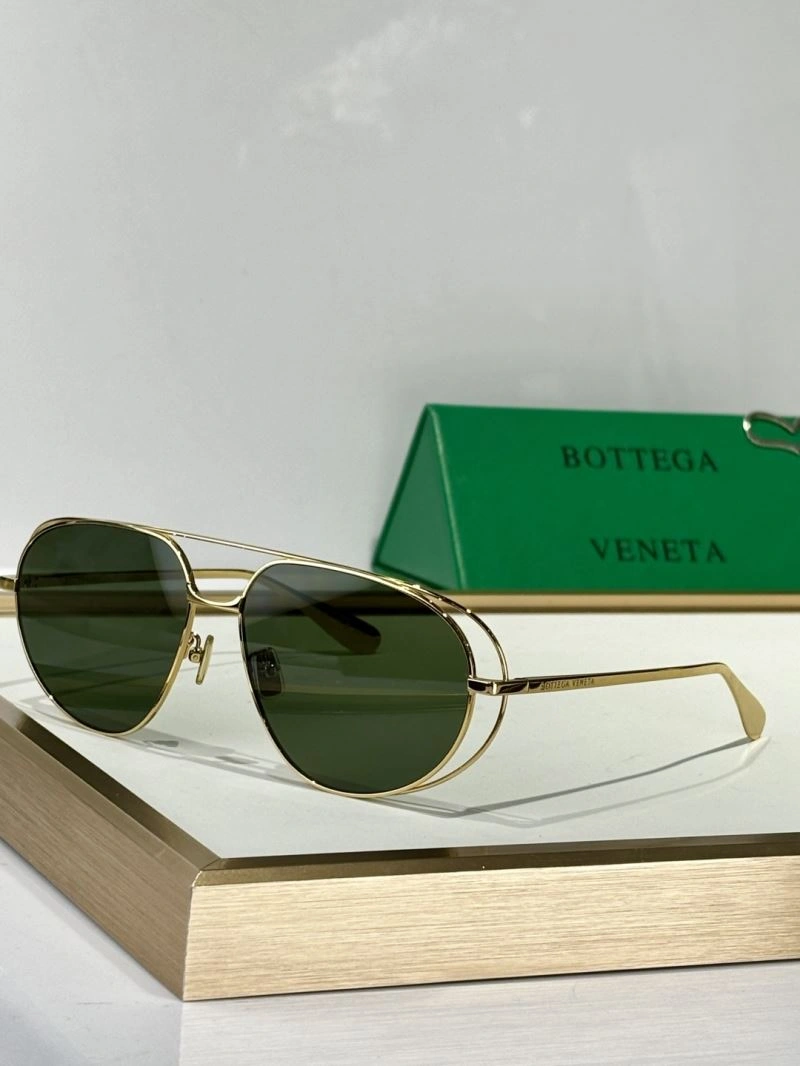 Bottega Veneta Sunglasses UrbanChic 277109