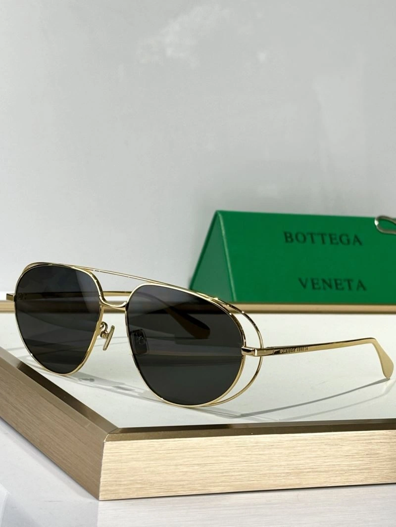 Bottega Veneta Sunglasses UrbanChic 277109