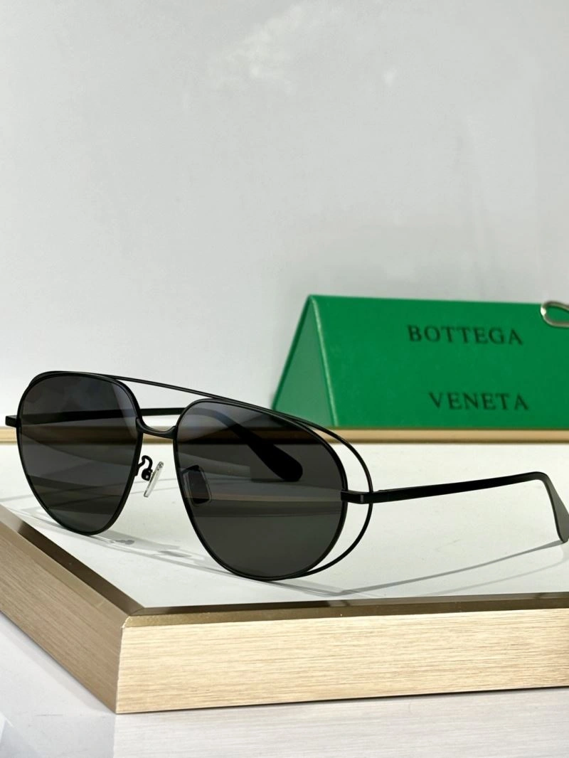 Bottega Veneta Sunglasses UrbanChic 277109