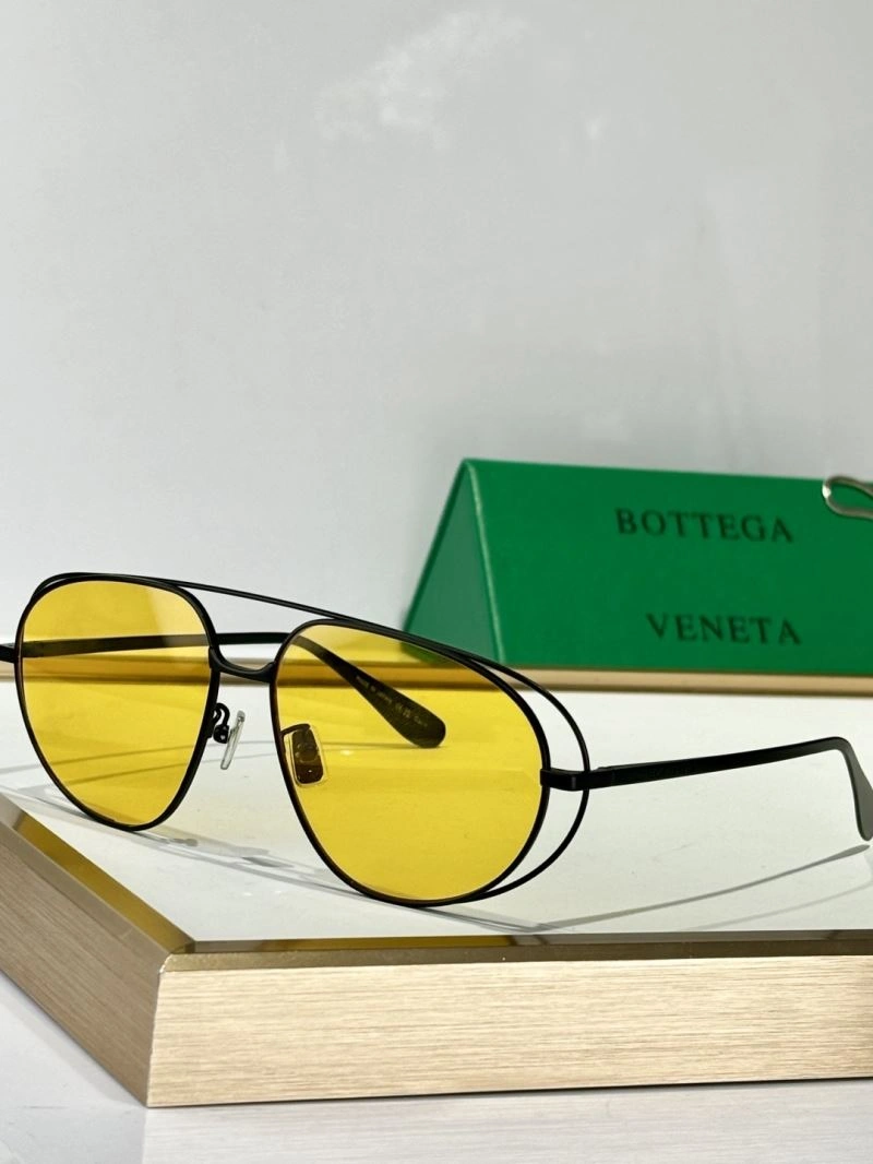 Bottega Veneta Sunglasses UrbanChic 277109