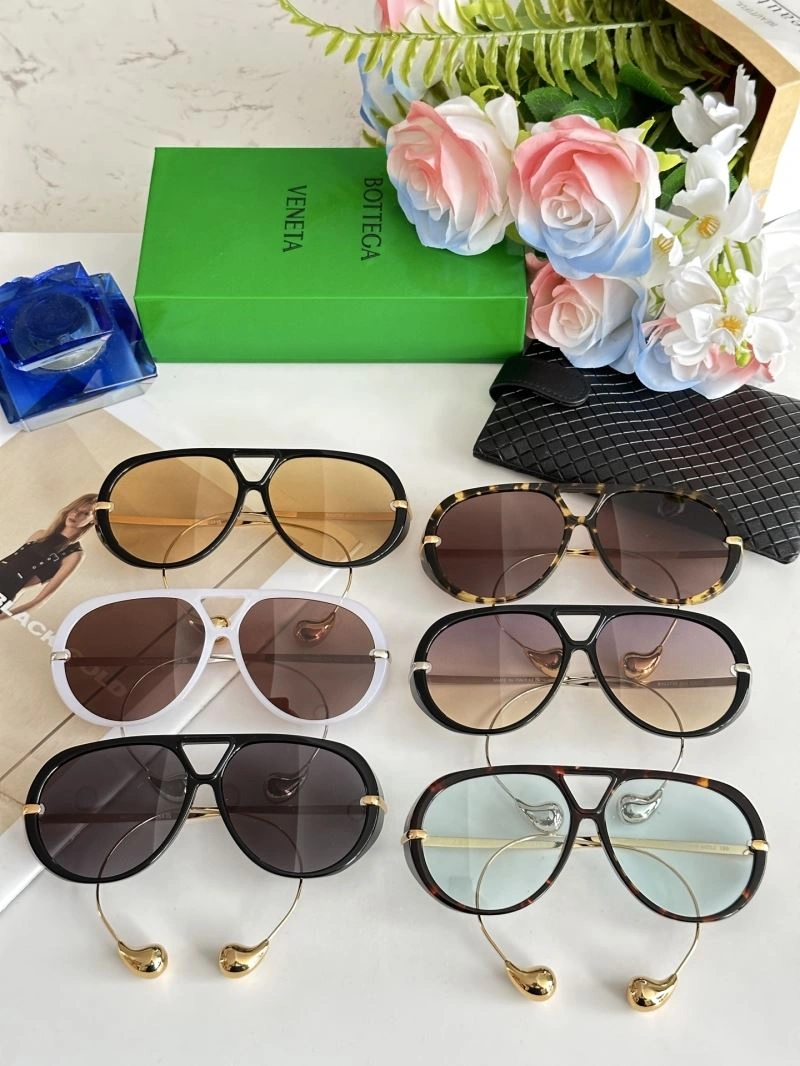 Bottega Veneta Sunglasses Comfortable 277110