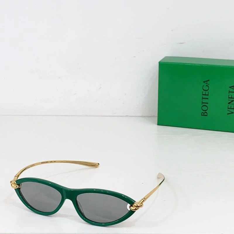 Tailored Bottega Veneta Sunglasses 277081