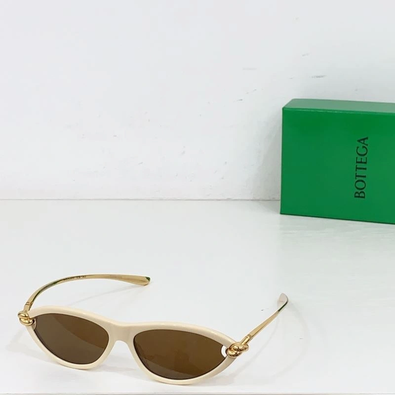 Tailored Bottega Veneta Sunglasses 277081