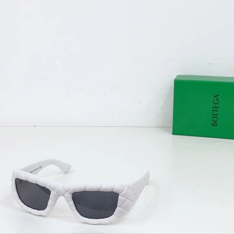 Bottega Veneta Sunglasses Popular 277068